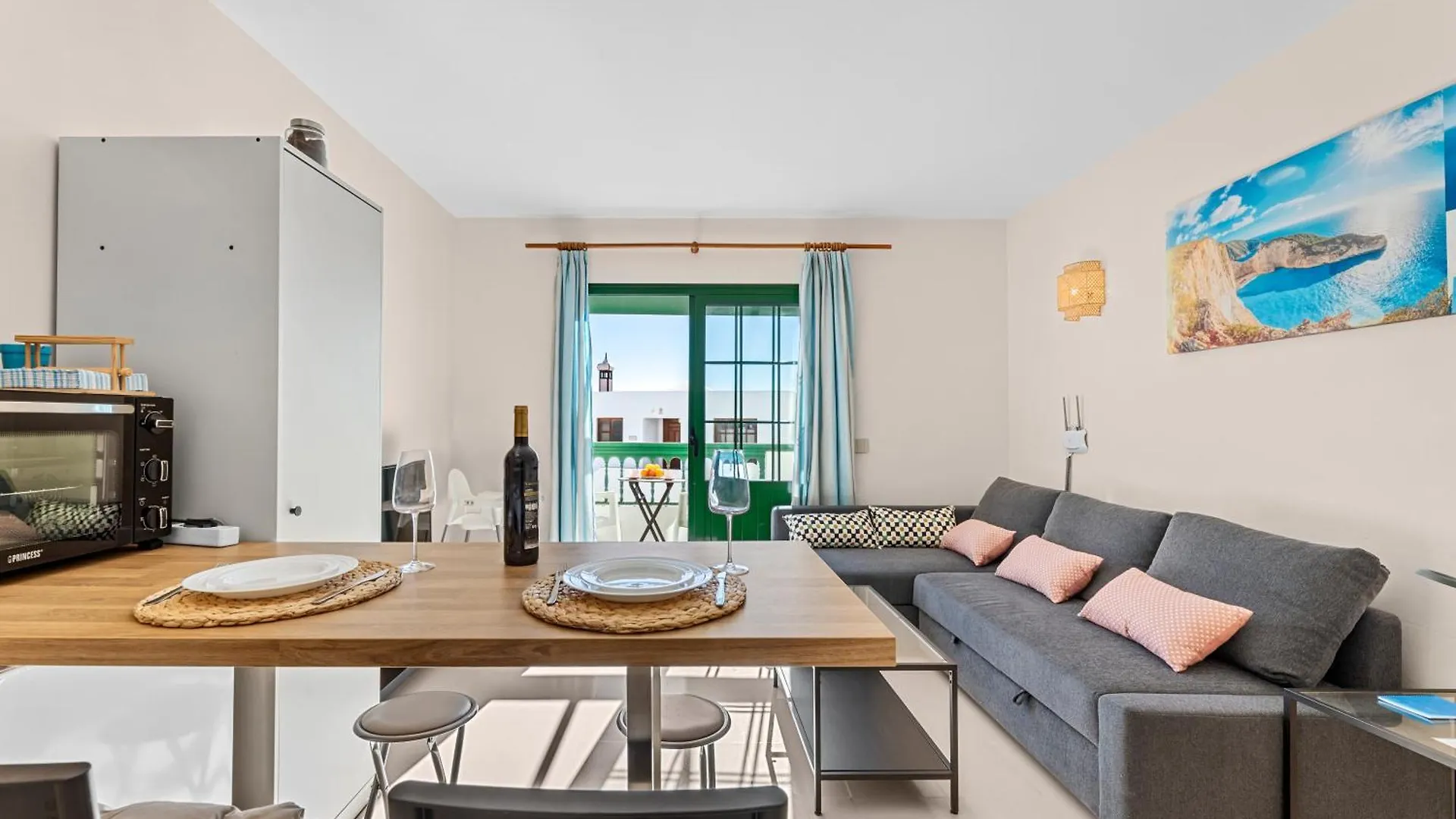 Home2Book Bright Sea View Apt Puerto Del Carmen Puerto del Carmen (Lanzarote)